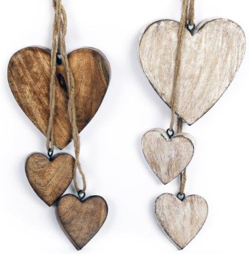 WOODEN CLUSTER HEARTS