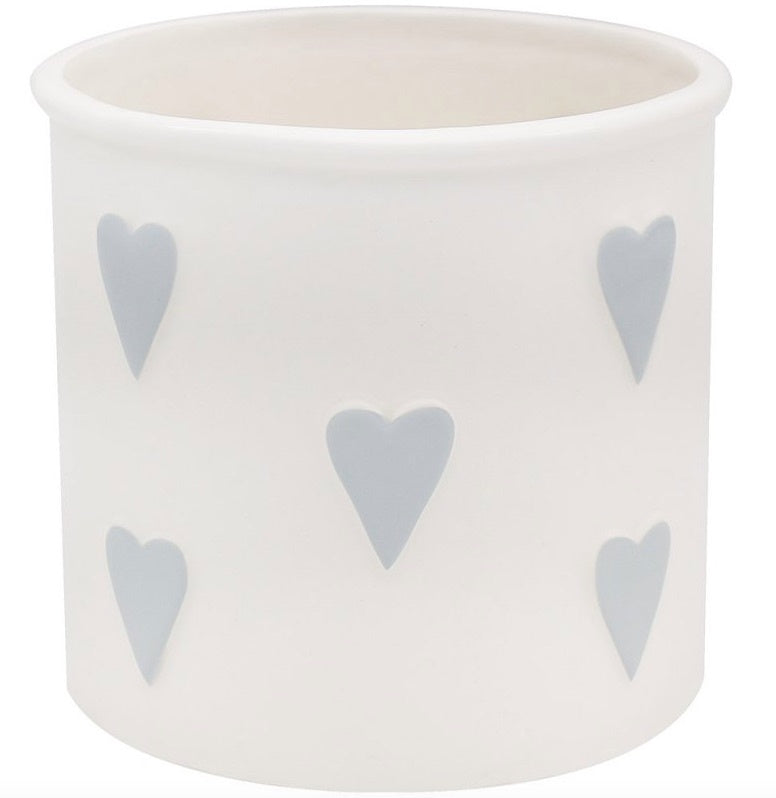 WHITE AND GREY PLANT POT WITH HEARTS 14CM