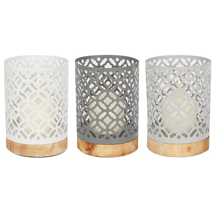 QUATREFOIL LATERN WITH WOODEN BASE