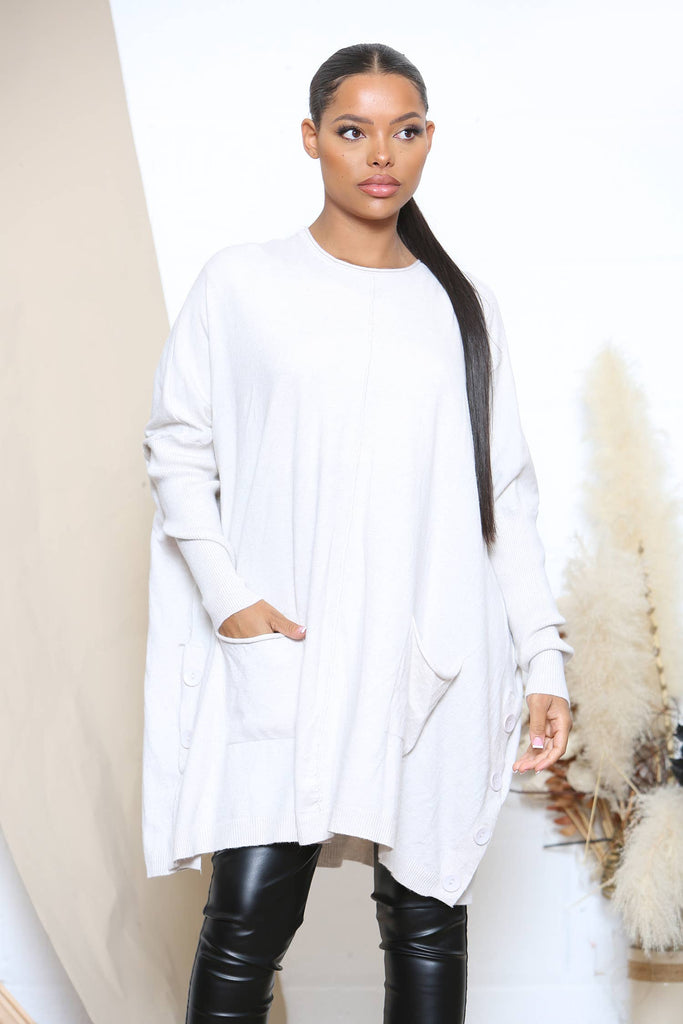WHITE OVERSIZED JUMPER WITH DECORATIVE BUTTONS
